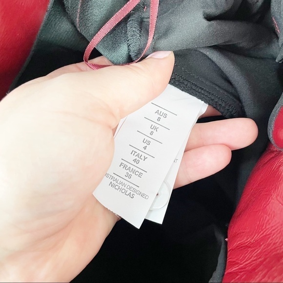 Nicholas Synthetic Crinkle Belted Cropped PVC Trouser Pants in Burgundy Red - Picture 7 of 7